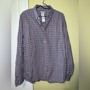 Brand new Standard Fit Stretch GAP casual button down